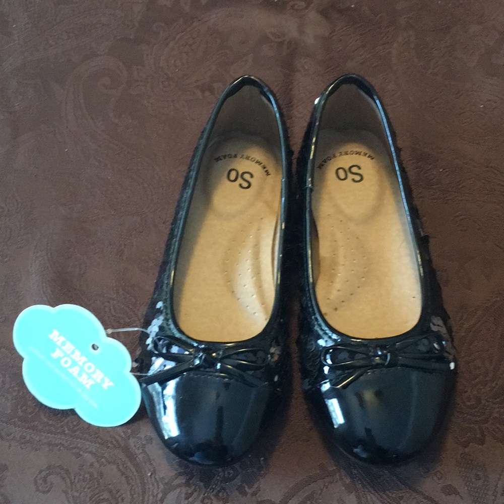 Never worn kids dress shoes